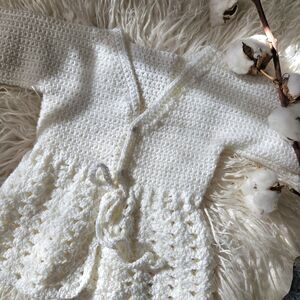 Elegant Cream Knit Women's Sweater